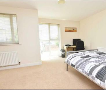 Room in a Shared House, Long Down Avenue, BS16 - Photo 1
