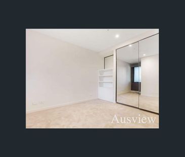 Near New Stylish, Walk to Central Station and Universities! - Photo 6