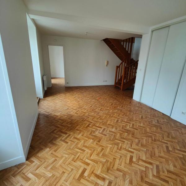 Location Appartement 4 pièces 74m² BRETIGNY SUR ORGE 91220 - Photo 1