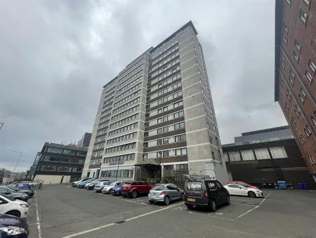 Apt 906, Bradbury Court, Belfast, BT9 7JL - Photo 2