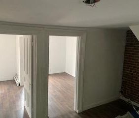 3 1/2 Tout Inclus avec Cour 3plex Chauffé EauCh Wifi Entrée Privée ... - Photo 3