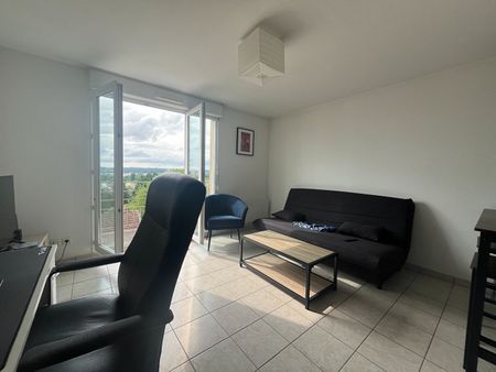 RUE AUGUSTE RENOIR, T2 de 39.92 m² avec balcon et place de parking ! - Photo 2