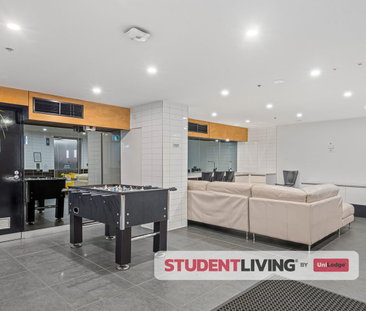 Fully Furnished 2 Bedrooms Apartment – Newly Renovated - Photo 1