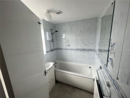 Western Avenue, Huyton, Liverpool, Merseyside, L36 - Photo 2