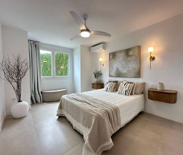 Luxury Villa for rent in Mijas Costa, Spain - Photo 1