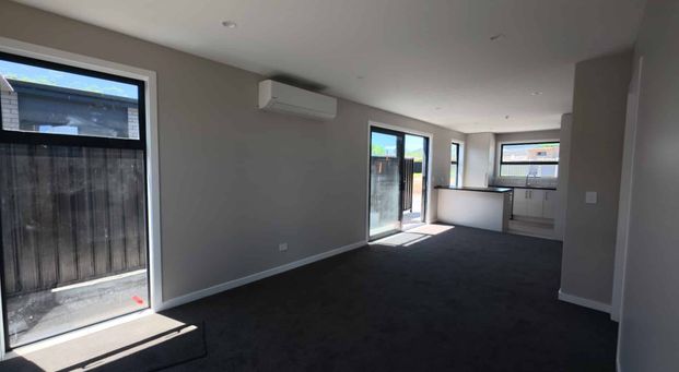 Brand New - Genuine Long Term - Easy Living - Photo 1