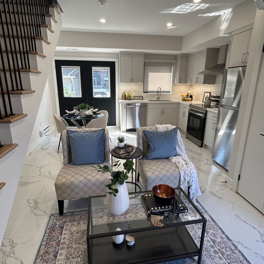 For Lease - 513 Ossington Street Unit# Laneway, Toronto, Ontario - Photo 1