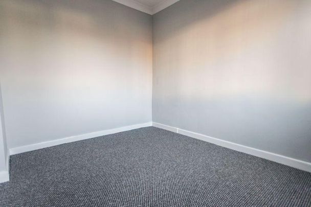 7 bedroom detached house to rent - Photo 1