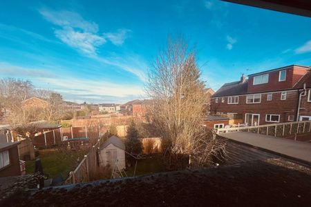 Ridgehurst Avenue - Photo 3