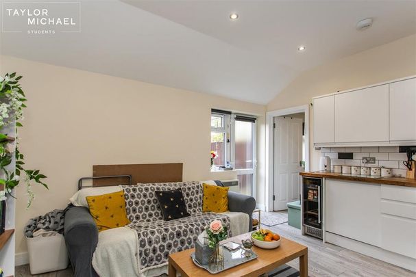 1 bedroom detached house to rent - Photo 1