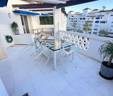 Penthouse for rent in Marbella - Puerto Banus - Photo 4