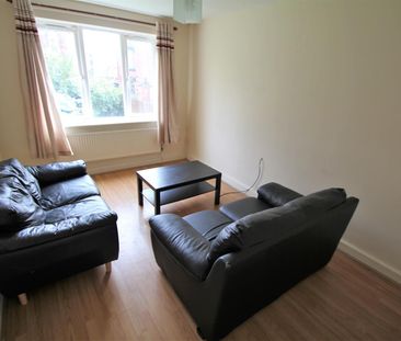 3 bedroom apartment to rent - Photo 5