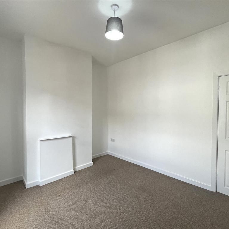 2 bedroom house to rent - Photo 1