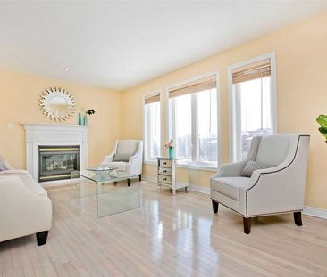 For Lease - 108 Melbourne Drive, Richmond Hill, Ontario - Photo 2