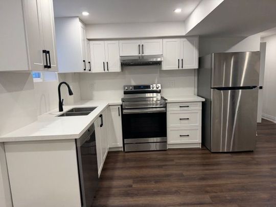 For Lease - 2330 Credit Valley Road Unit# LEGAL BASEMENT APARTMENT, Mississauga, Ontario - Photo 1