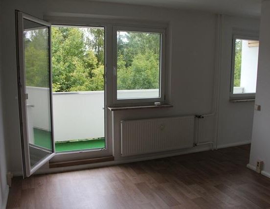 ***Sanierte 1,5 Raum Wohnung mit Einbauküche und Balkon*** - Foto 1