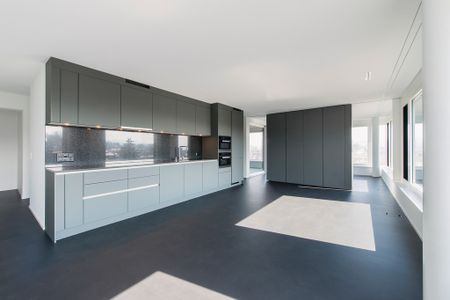 2.5 Zimmer, 77 m², 6. Stock - Foto 2