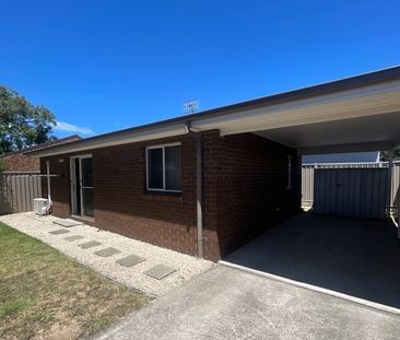 Modern 2 Bedroom Cabin - Photo 3