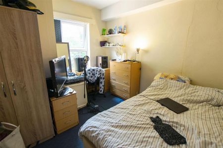 4 bedroom house to rent - Photo 2