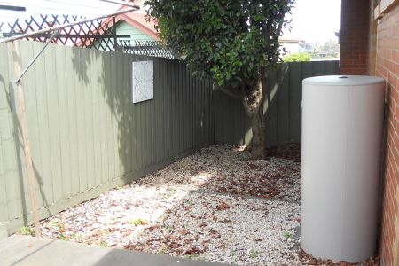 Central Living - Photo 5