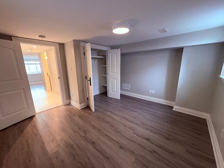 For Lease - 4673 Dundas Street, Toronto, Ontario - Photo 5