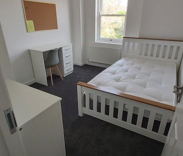 2 Bed Student Accommodation - Photo 5
