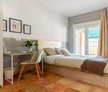 Room in a shared 6-bedroom apartment for rent in Bellas Vistas - Foto 3