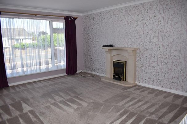 2 bedroom detached bungalow to rent - Photo 1