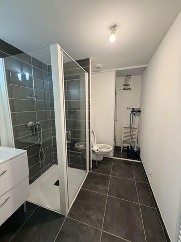 Location Appartement 1 pièce 21m² TROYES 10000 - Photo 4