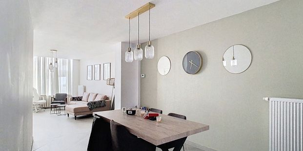 Appartement te huur in Péruwelz voor € 750 met 1 slaapkamer - Photo 1