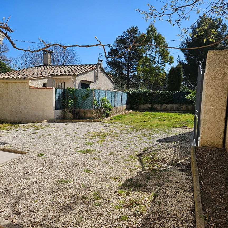 Appartement T2/3 les Milles avec jardin - Photo 1