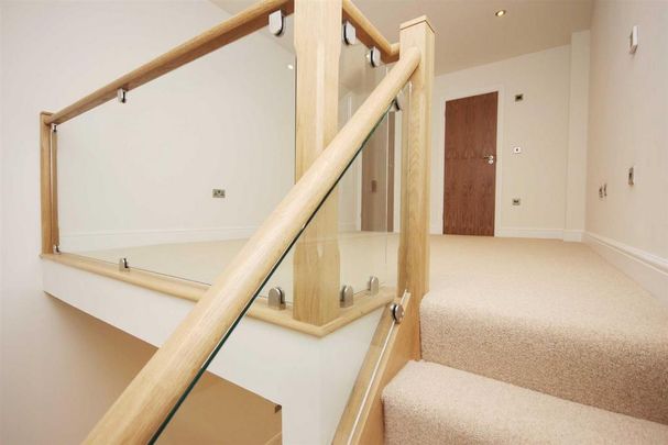 1 bedroom duplex to rent - Photo 1