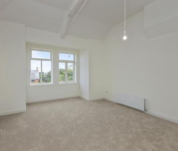 Apartment 6 35 College Green, College Avenue, Bangor, BT20 5FA - Photo 2