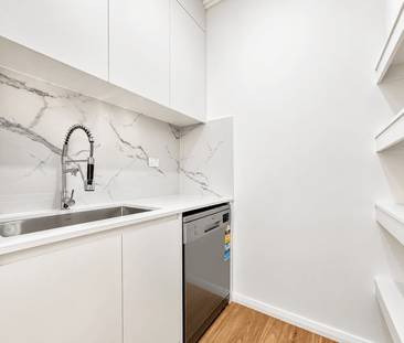 New Architect Designed Home - 4 Bedrooms, 2 Bathrooms, Ducted Air C... - Photo 6