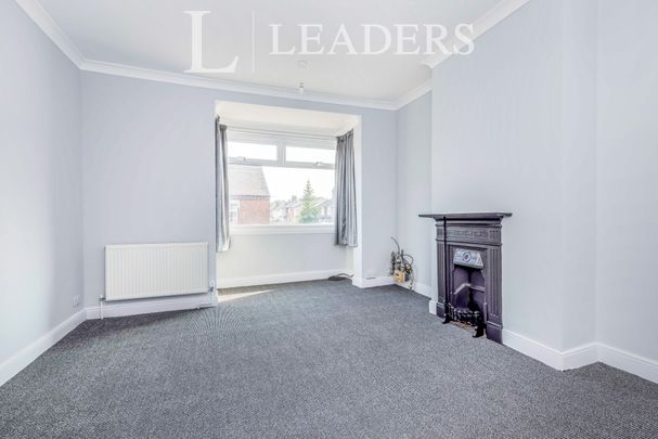 2 bedroom flat to rent Hartshill Road, Stoke-On-Trent, ST4 - Photo 1