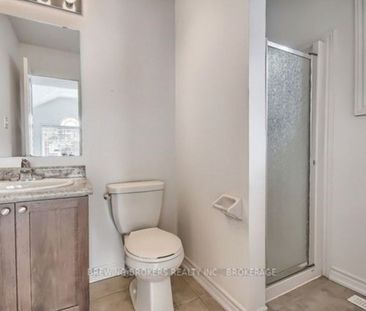 For Lease - 4 Gwendolyn Street, Barrie, Ontario - Photo 3