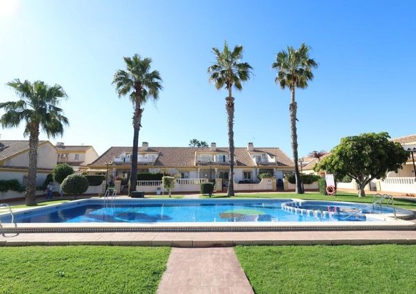 Impecable Adosado en Cabo Roig, Vacacional - €1300/mes