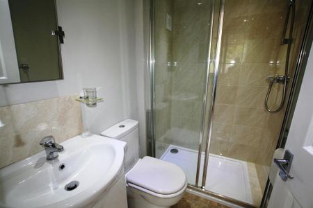 1 bedroom detached house to rent - Photo 3