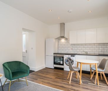 Flat 1A, 16 Clarendon Road, LS2 9NN, Leeds - Photo 5