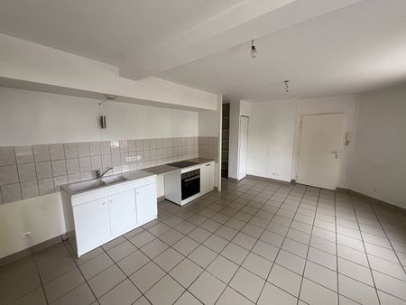 Location Appartement 2 pièces 45m² - Photo 3