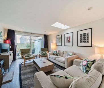 3 bedroom semi-detached house to rent - Photo 1