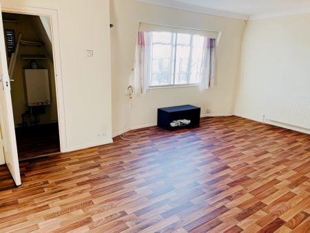 2 Beds 1 Bath - Photo 5