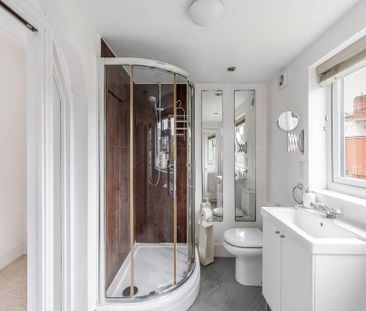 2 bedroom flat to rent - Photo 3