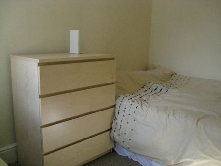 5 Bed Student Accommodation Southsea Portsmouth - Photo 4