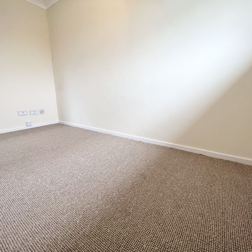 Two bedroom semi detached property - Photo 1