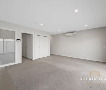 Apartment in the Heart of Montmorency - Photo 1