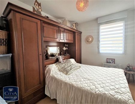 Location Appartement 2 pièces 50m² CAUSSADE 82300 - Photo 2