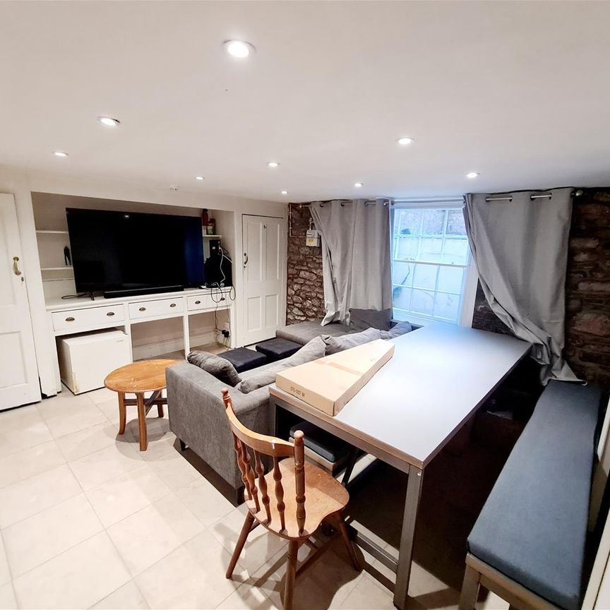 Hotwell Road, Bristol - Photo 1