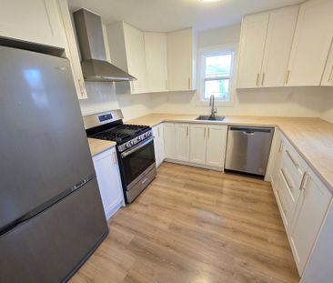 For Lease - 235 Bayview Avenue, Georgina, Ontario - Photo 2