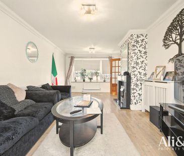 3 bedroom terraced house to rent - Photo 1